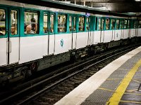 2017-06 DSC4258 Paris-Metro-Ok  www.nathalie-photos.com